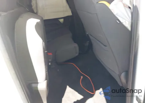 2016 Chevrolet Silverado 1500 1Lt из США, поврежденный, VIN 1GCRCRECXGZ418447